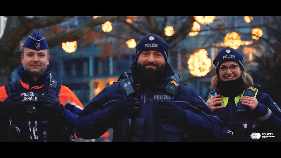 Weihnachtsmarktstreife Polizei Aachen und Belgien